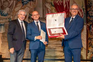 La empresa canaria Agroislas recibe la Placa de Honor del Colegio de Ingenieros Agrónomos