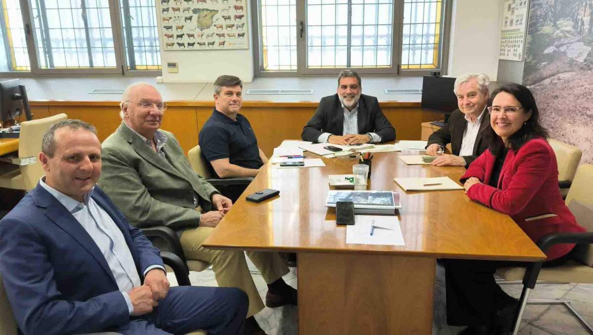 El Colegio busca líneas de trabajo conjuntas con la Dirección General de Agricultura, Ganadería y Alimentación de Madrid