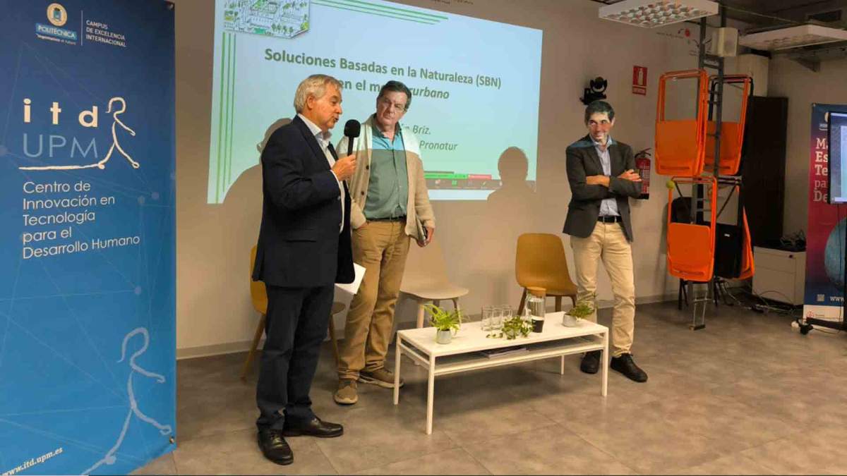 El Colegio de Agrónomos en la jornada “La naturaleza como solución a los problemas rurbanos”