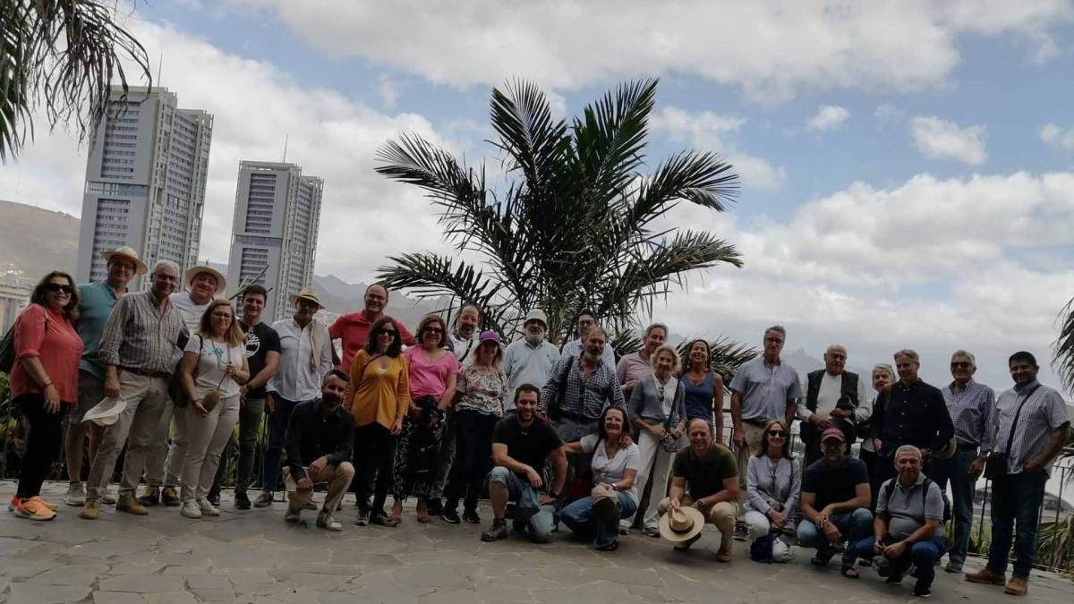 En Tenerife, los agrónomos visitan el Palmetum, el paraíso de las palmeras